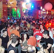 Nightlife, bars, clubs, pubs and discos in Valencia, Spain